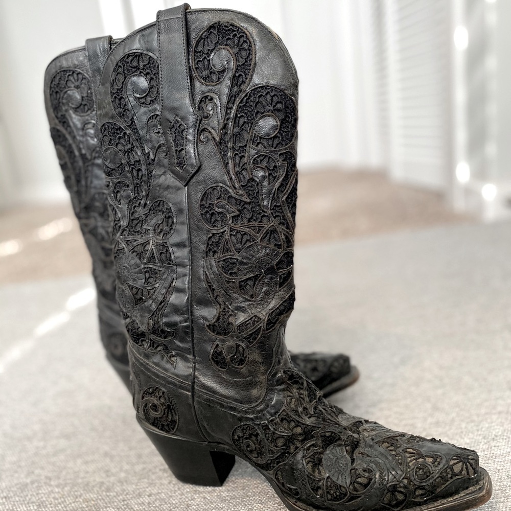 Corral Black Lace Western Fashion Boots